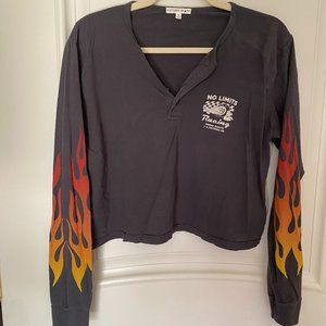 Long sleeve graphic t-shirt